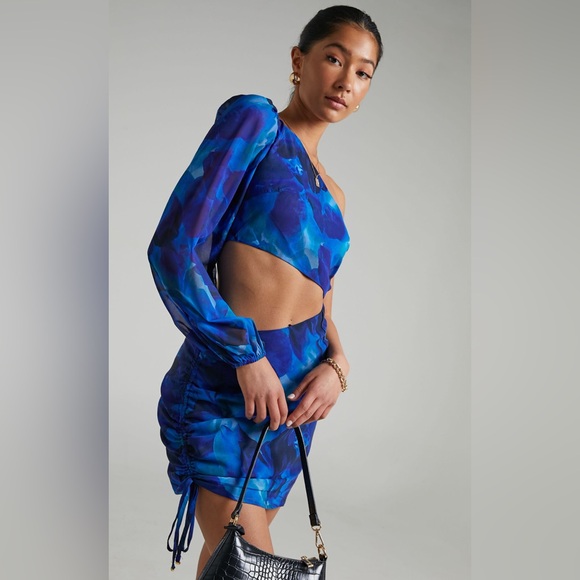 Runaway Label Calista Mini Dress in Blue - Picture 3 of 6